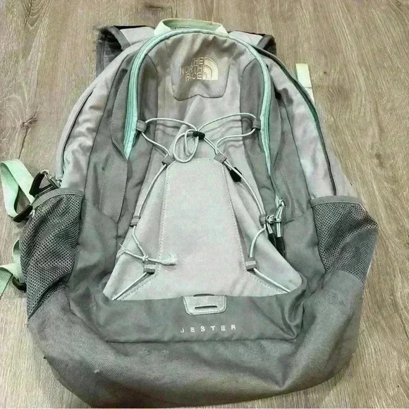 The North Face Women’s Jester Backpack - Picture 1 of 8